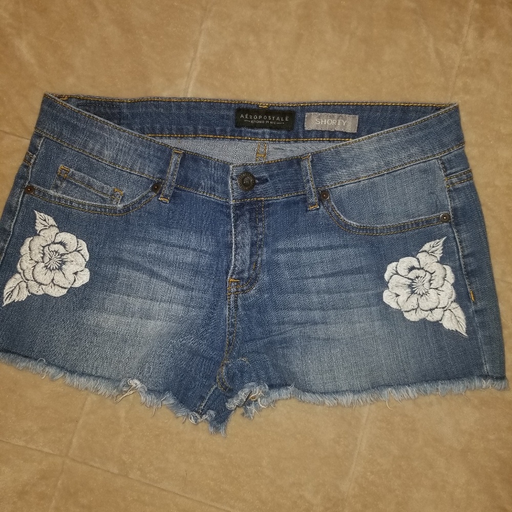 Aeropostale jean short sz 8